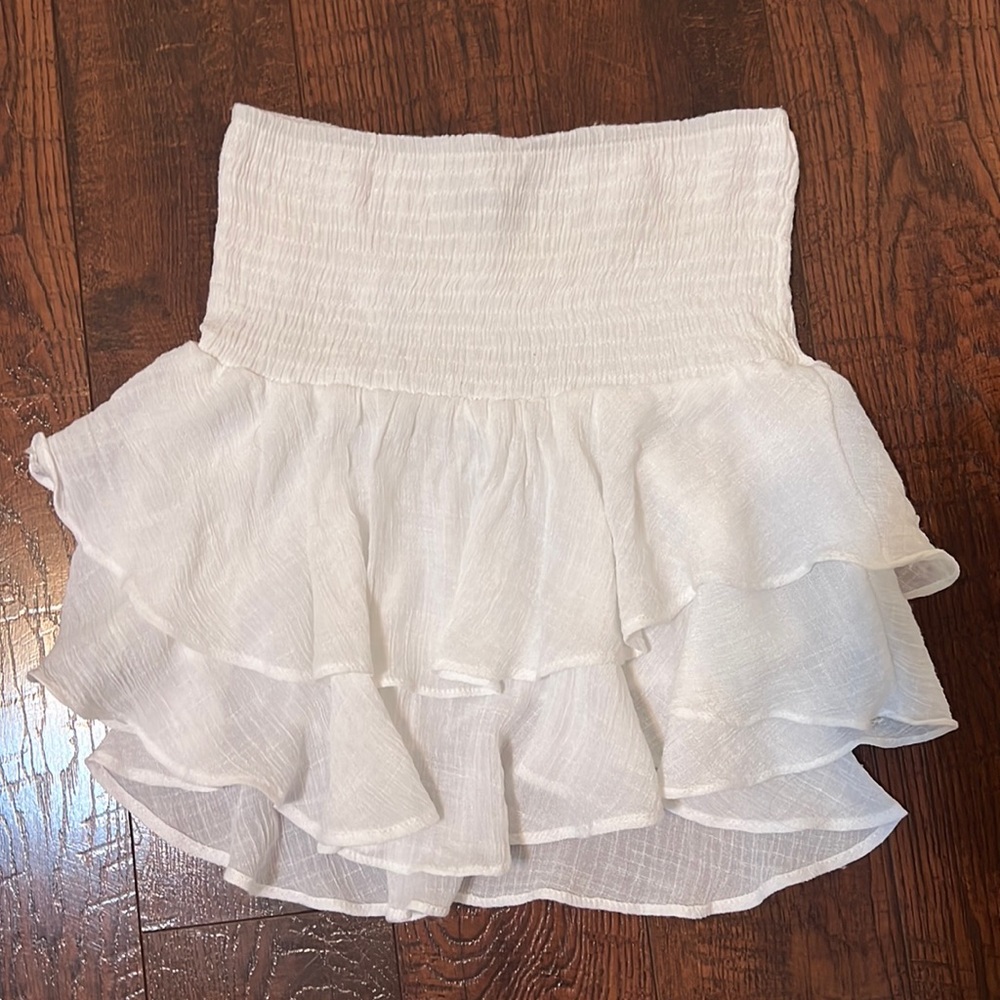 White beach skirt